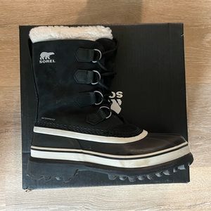 Sorel- Caribou Waterproof Black winter boots- 7.5